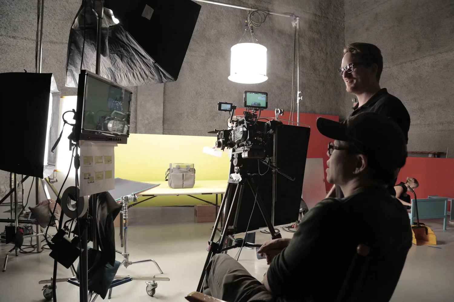 Behind the scenes 1